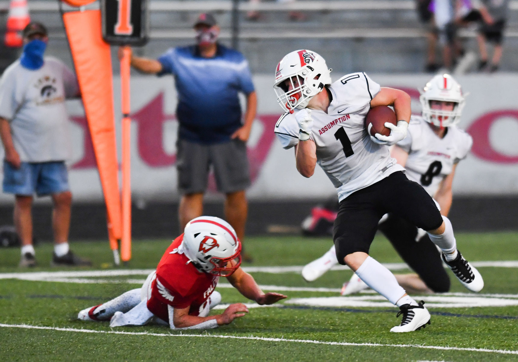 082820-qc-spt-assum-west-fball-015